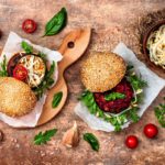 15 délicieuses recettes originales de burger à essayer cet été