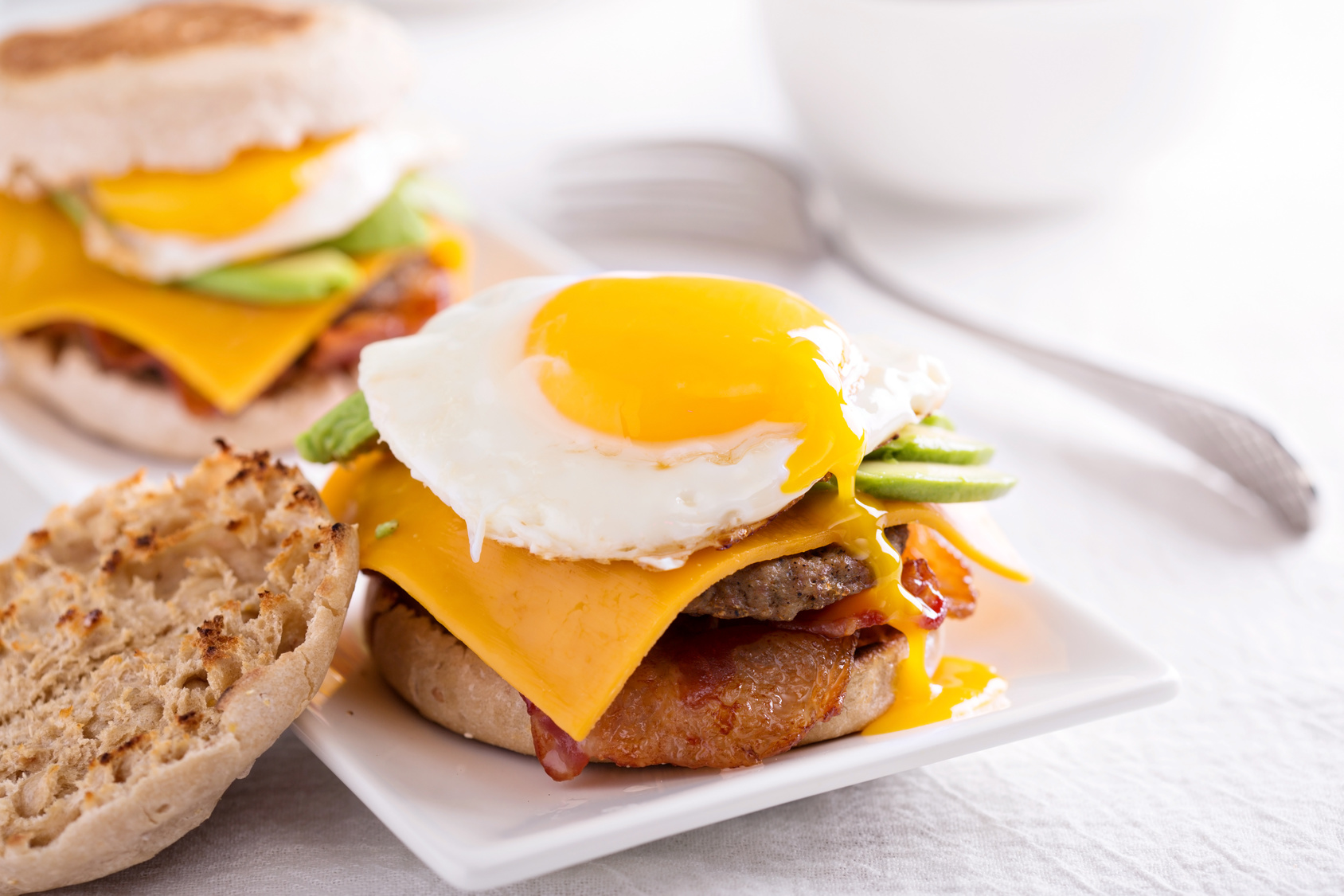 burger-oeuf-bacon-avocat