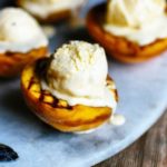 11 délicieux desserts à préparer sur le barbecue