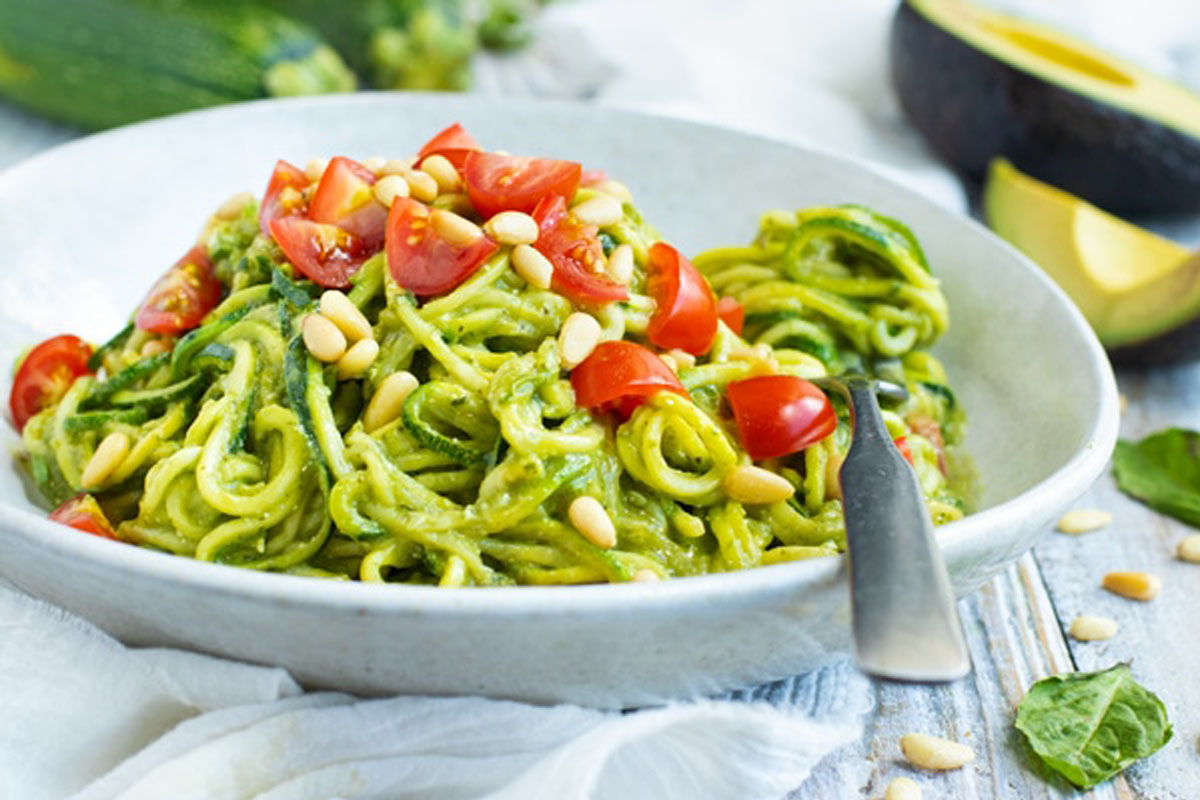 nouilles de courgettes au pesto