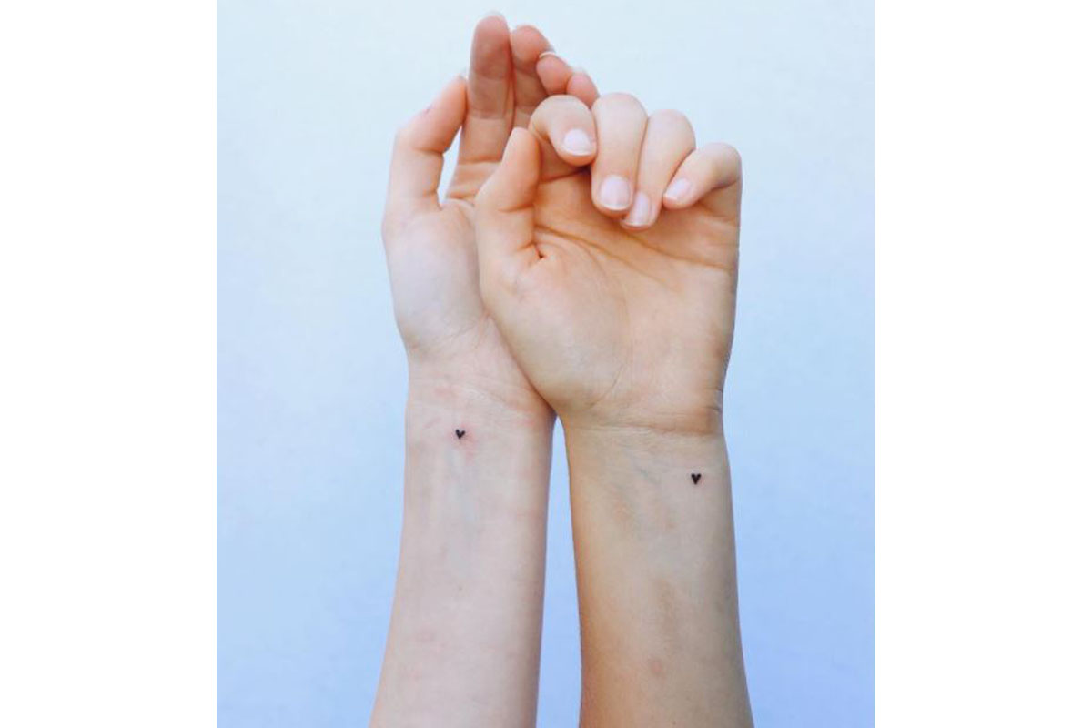 hands