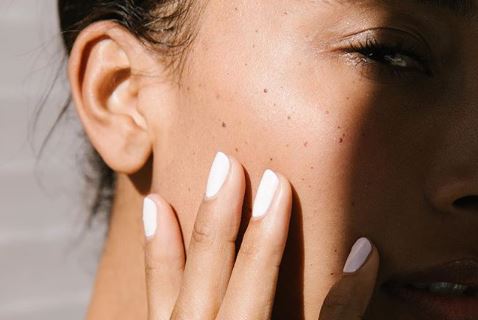 Conseils Beauté 5 Méthodes Pour Avoir De Beaux Ongles Blancs