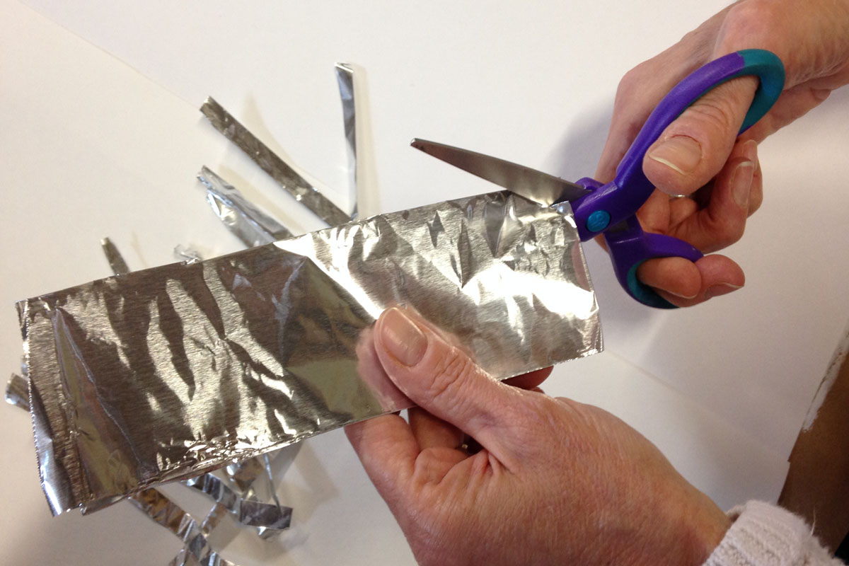 The Best Aluminum Foil Tricks You Shouldn't Ignore Anymore ...