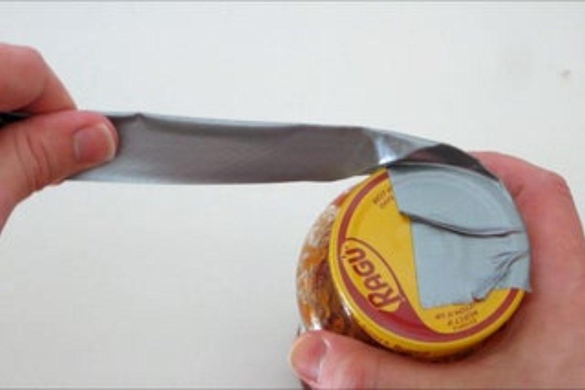 20 Genius Duct Tape Tricks You Need to Know About BetterBe