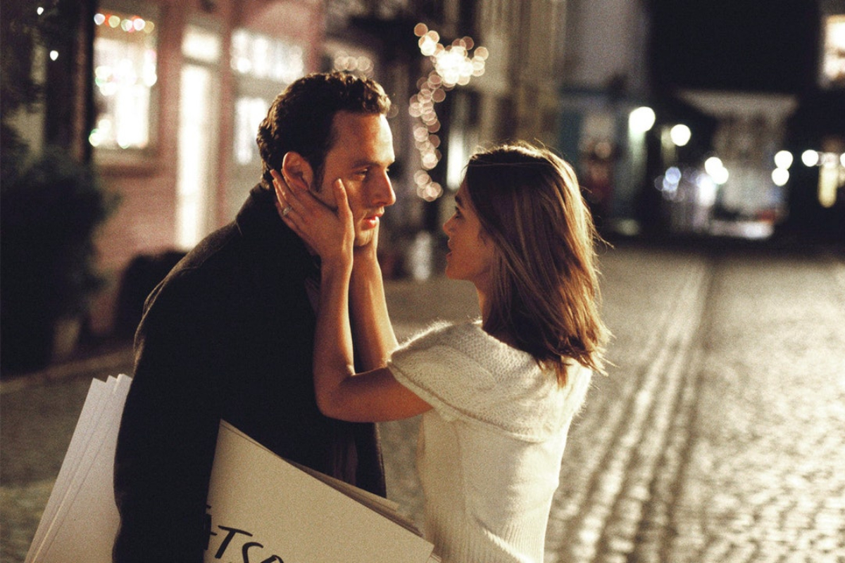 Love Actually: Kiera Knightley Kisses Andrew Lincoln