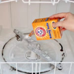 20 Impressive Baking Soda Hacks That Have Nothing to Do With Baking