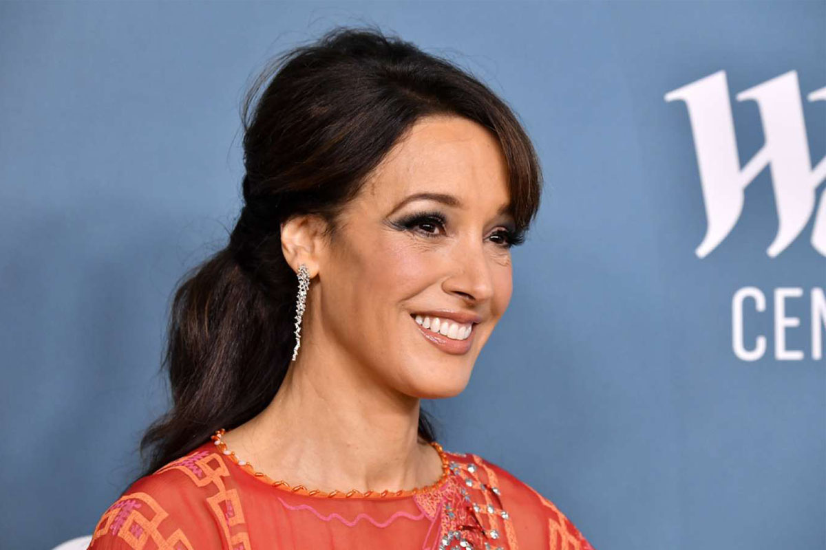 Jennifer Beals