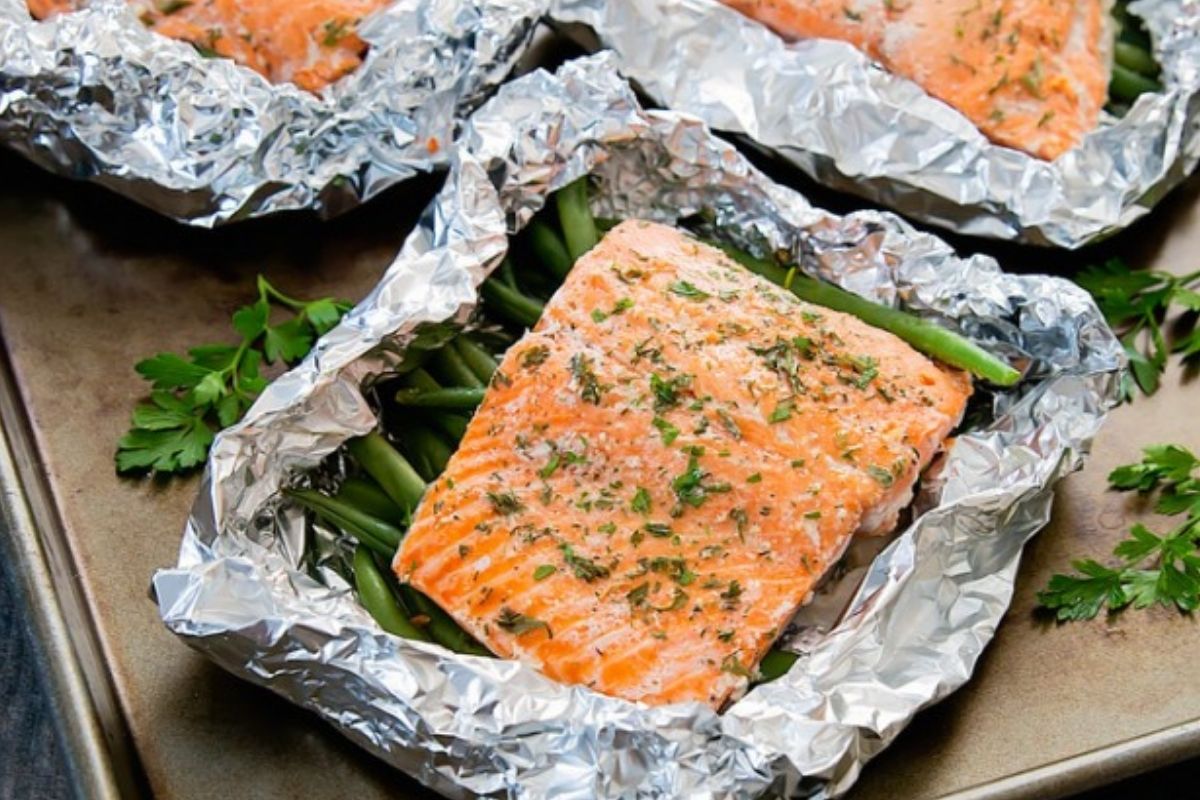 Salmon foil packets