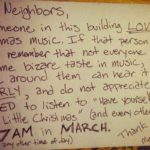 Hilarious Neighbor’s Note Goes Viral 🤣