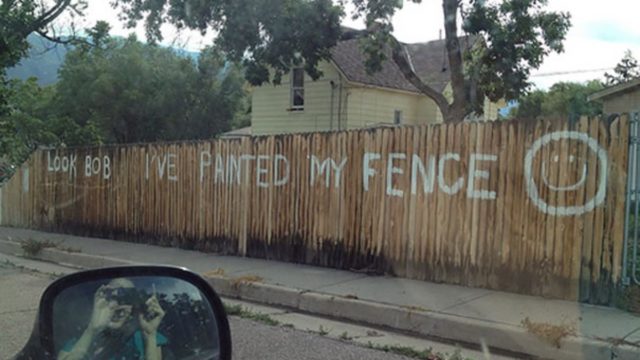 Hilarious Neighbor’s Note Goes Viral 🤣