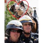 Funny Photobombs: People In The Background Completely Steal The Show!