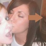 Funny Photobombs: People In The Background Completely Steal The Show!