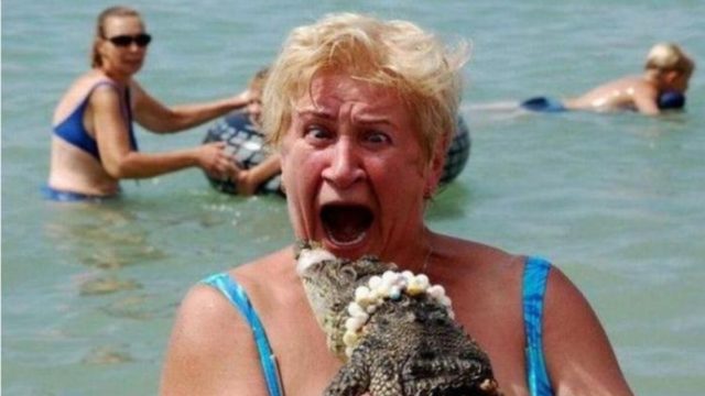 Try Not To Laugh At These Hilarious Vacation Photos