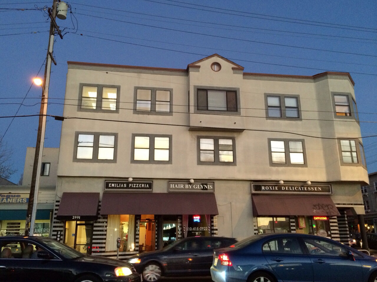 emilia's pizzeria front