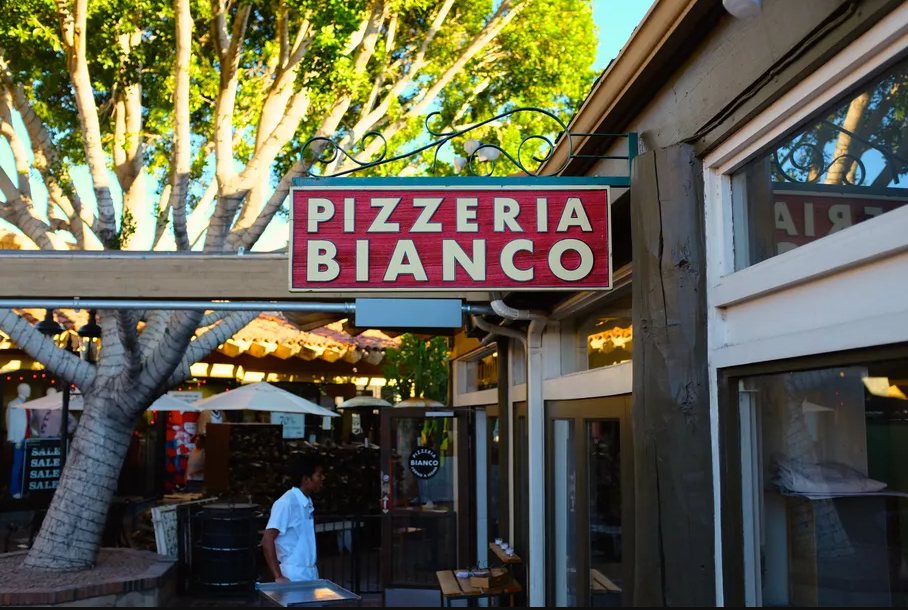 pizzeria bianco front