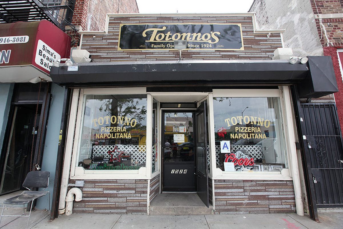 totonno's front